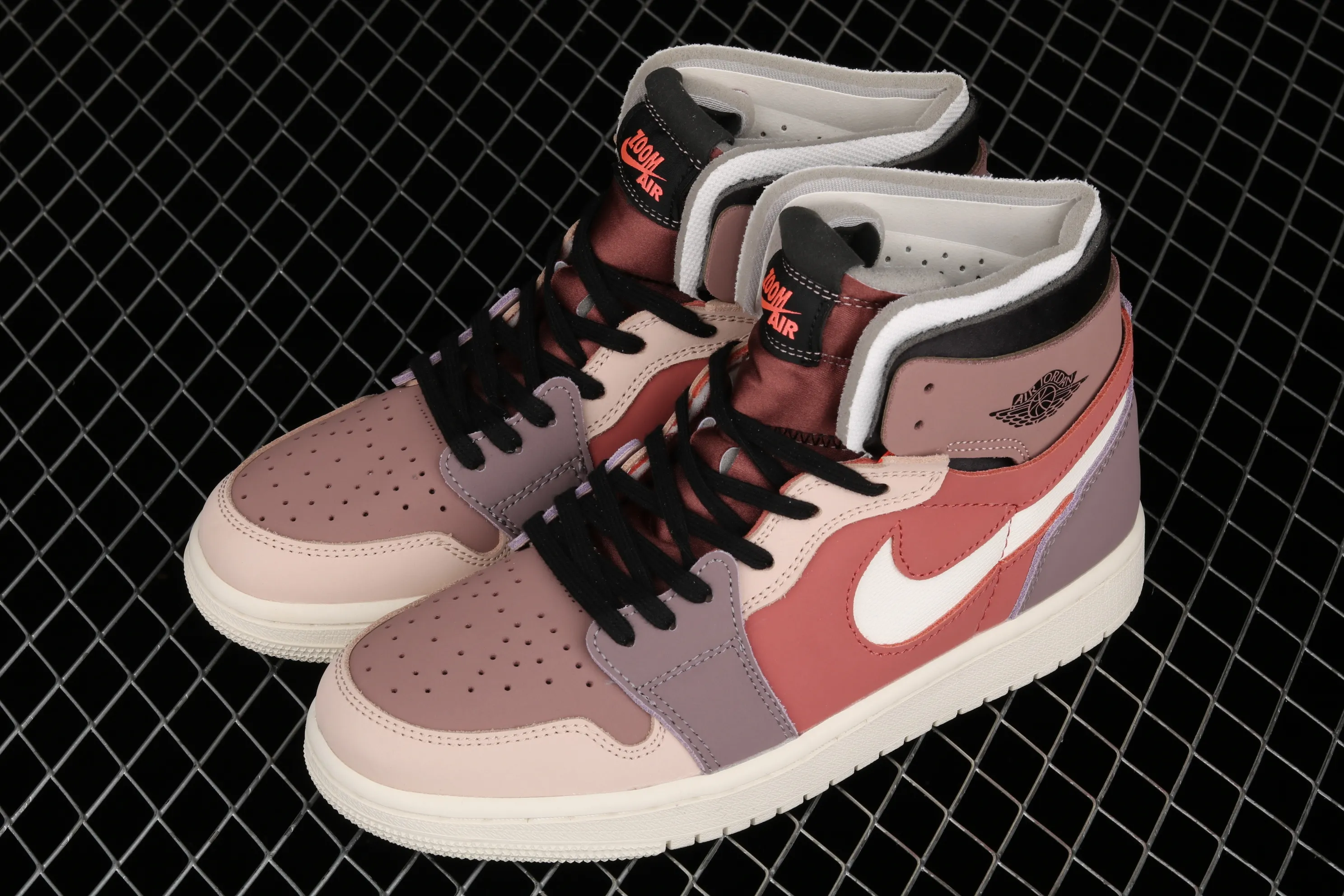 All categories Air Jordan Jordan series basketball shoes Air Jordan 1 High G version Air Jordan 1 Zoom CMFT AJ1 Joe 1 bean paste dirty powder CT0979-602